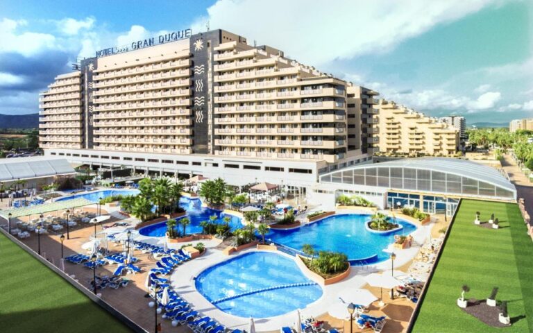 Hotel Gran Duque piscina