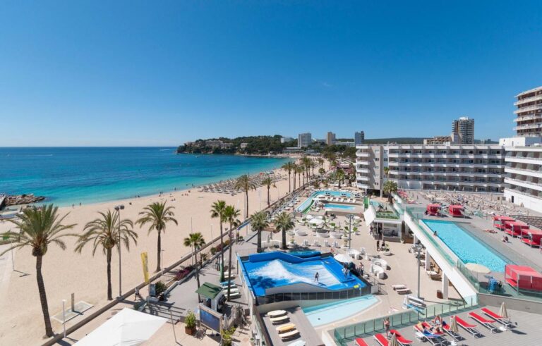 Hoteles con toboganes en Mallorca