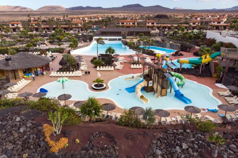 Hoteles con toboganes en Fuerteventura